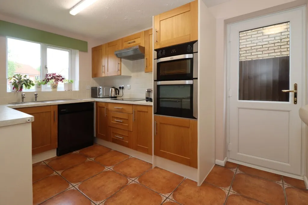 Clayfield, Yate, BS37, photo 4