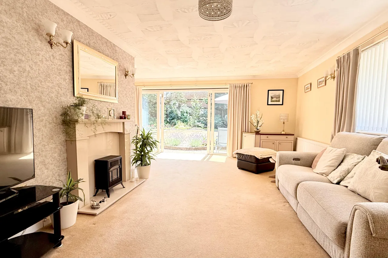 Compton Beeches, St. Ives, BH24, photo 8
