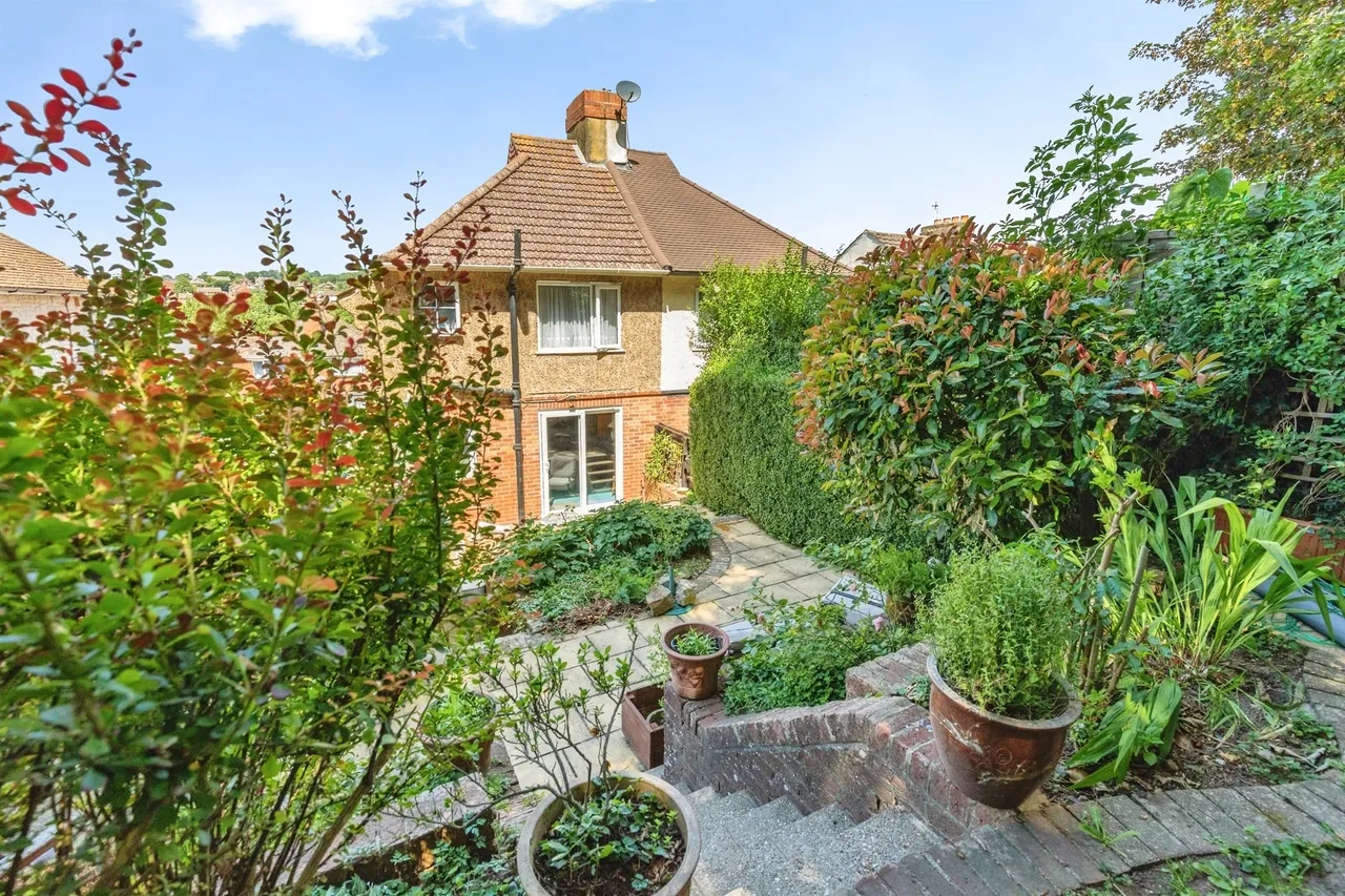 Oakfield Road, Hastings, TN35, photo 13