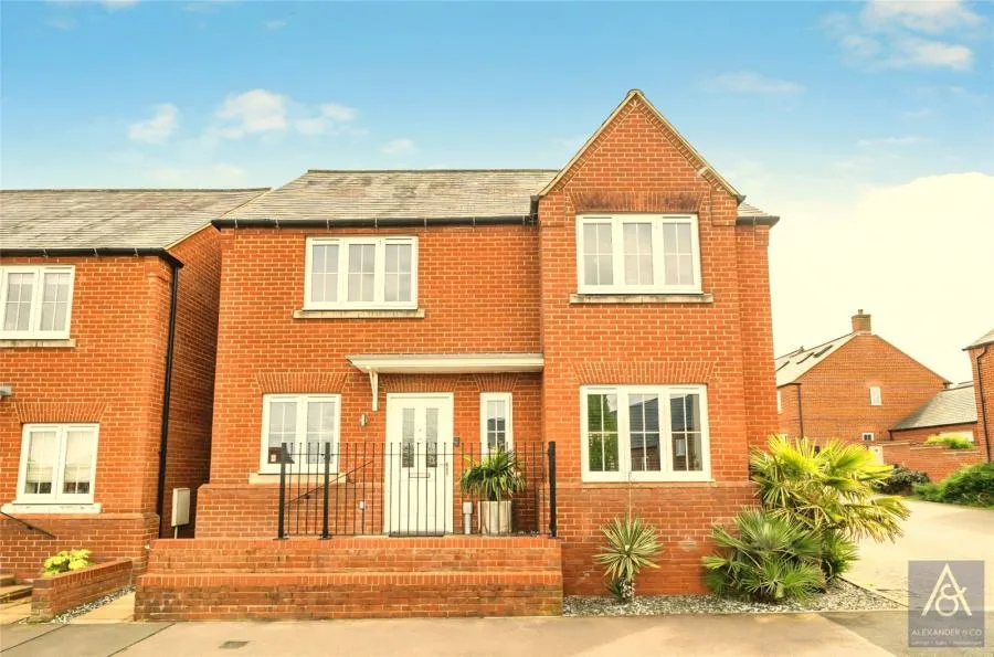Needlepin Way, Buckingham, MK18, photo 21