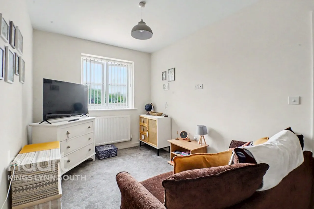 Orchard Close, King's Lynn, PE34, photo 3