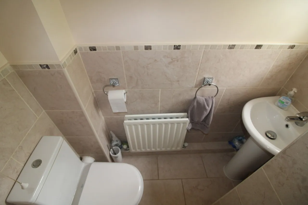 Ashwell Court, Woodthorpe, photo 8