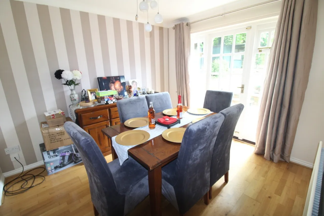 Ashwell Court, Woodthorpe, photo 4