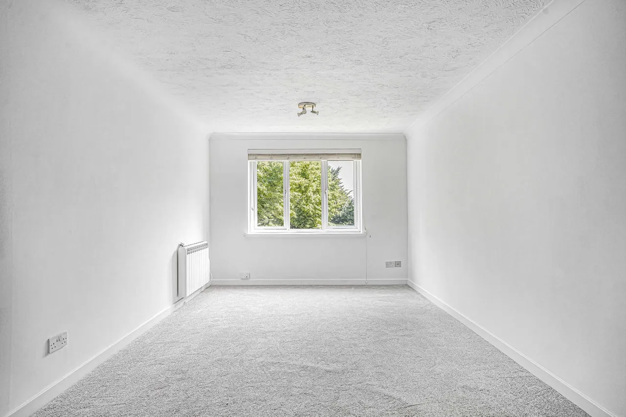 Sidney Road, Staines-upon-Thames, TW18, photo 8