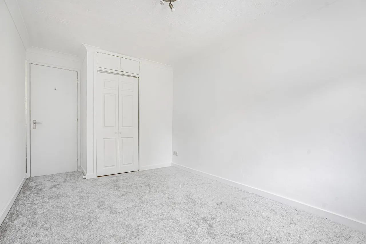 Sidney Road, Staines-upon-Thames, TW18, photo 12