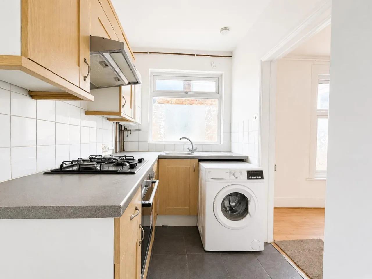 bed Maisonette For SaleCecil Road, Hounslow, TW3, photo 7