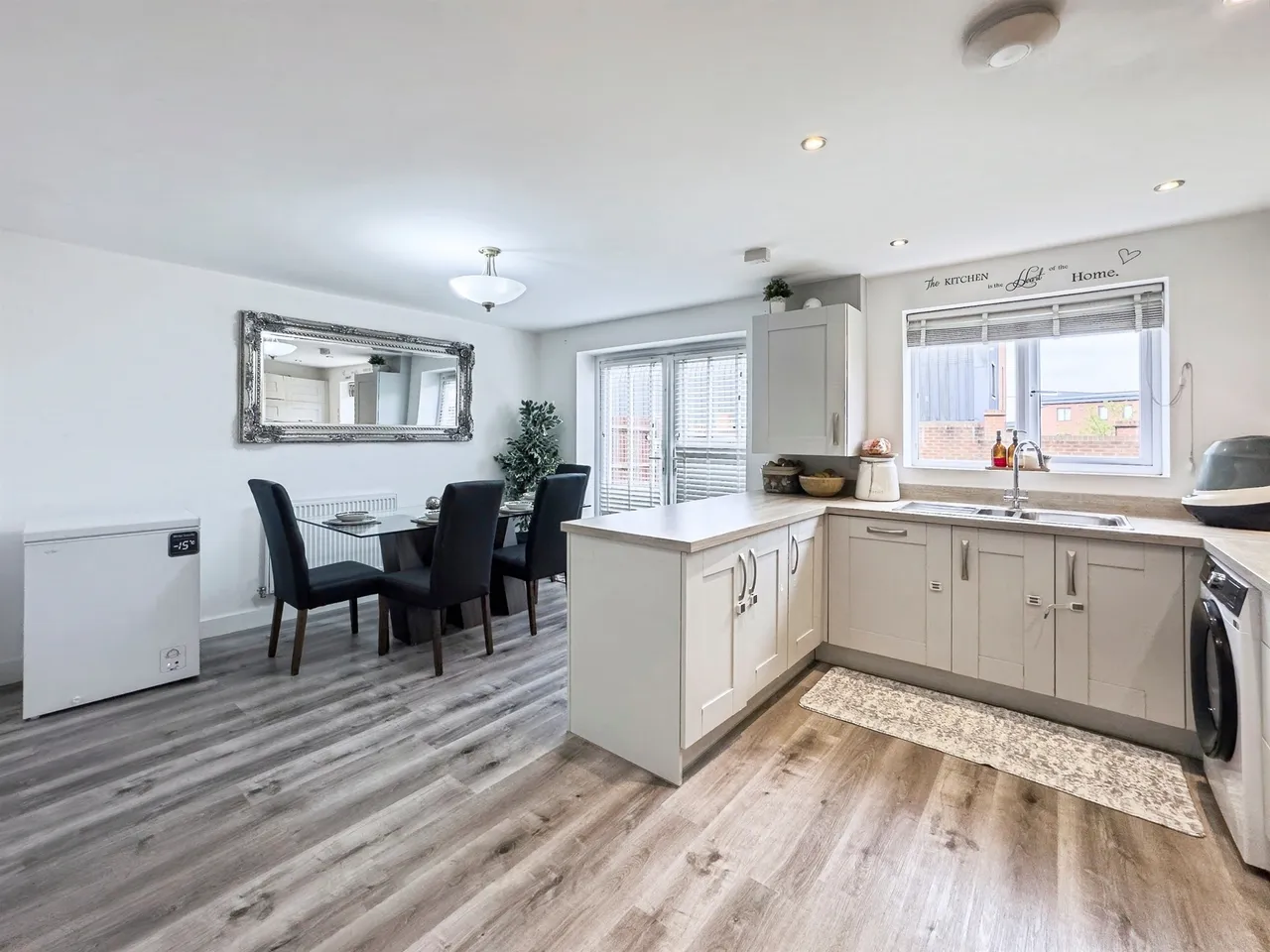Laura Roberts Close, West Bromwich, B70, photo 5