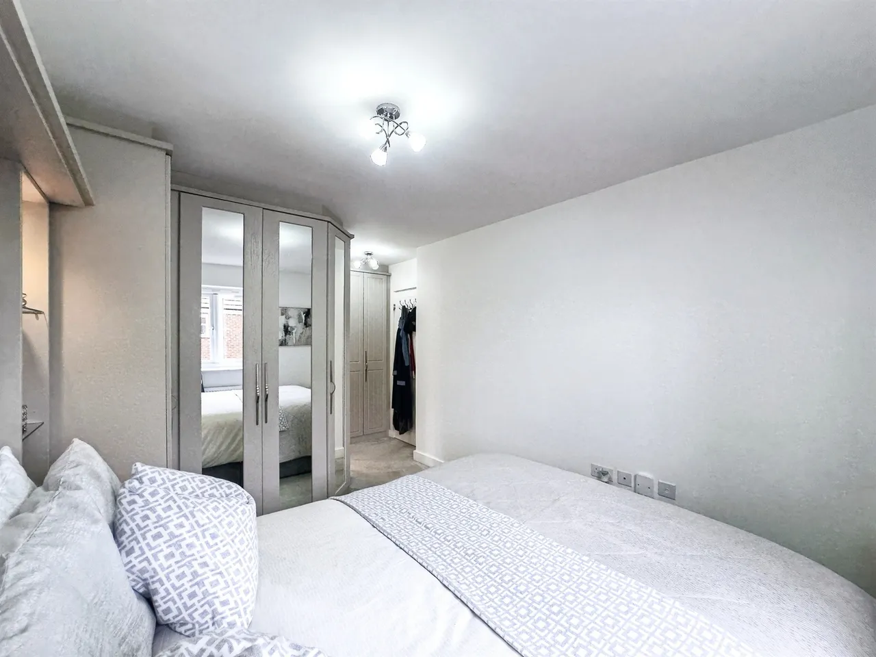 Laura Roberts Close, West Bromwich, B70, photo 11