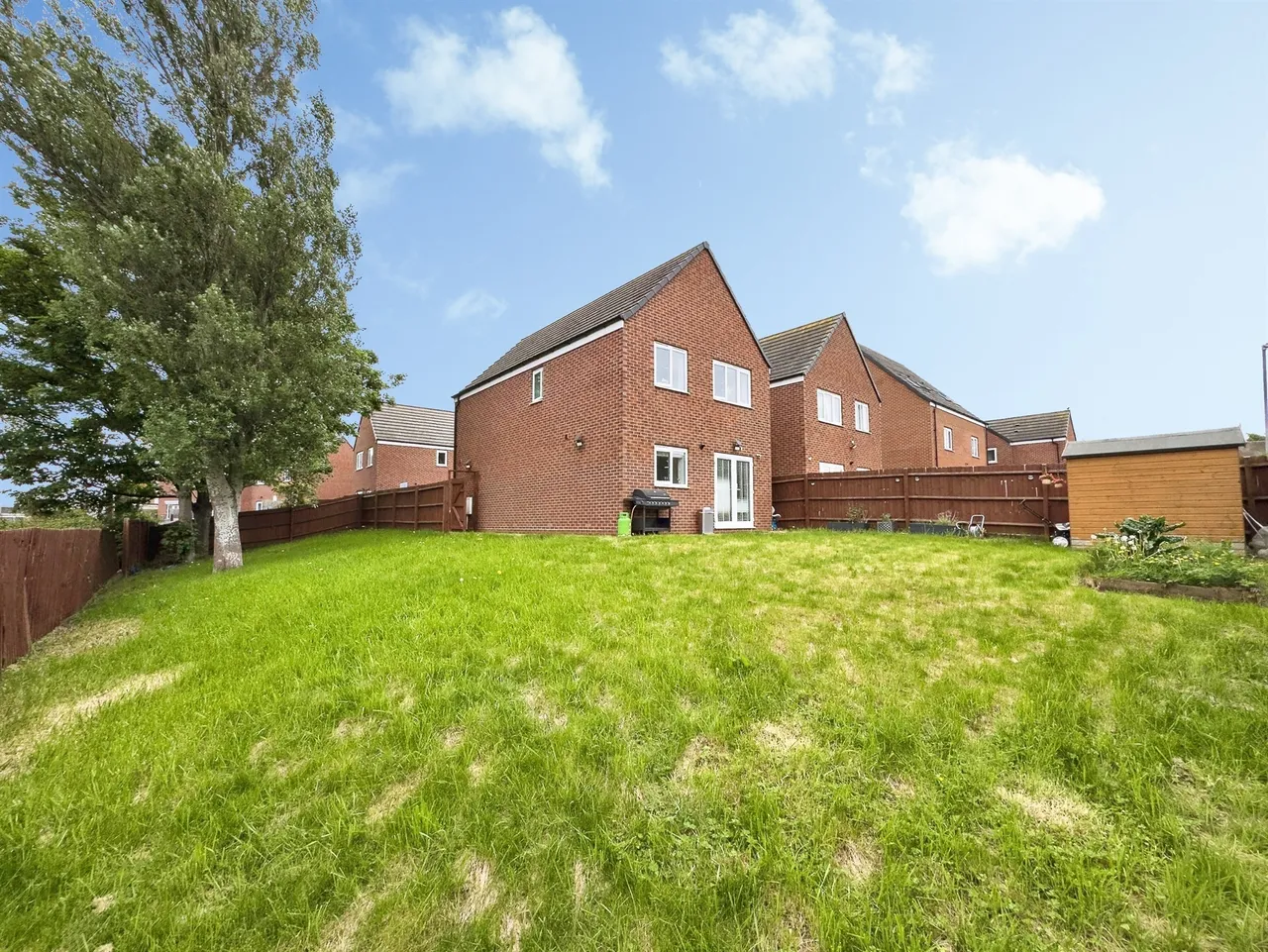 Laura Roberts Close, West Bromwich, B70, photo 20