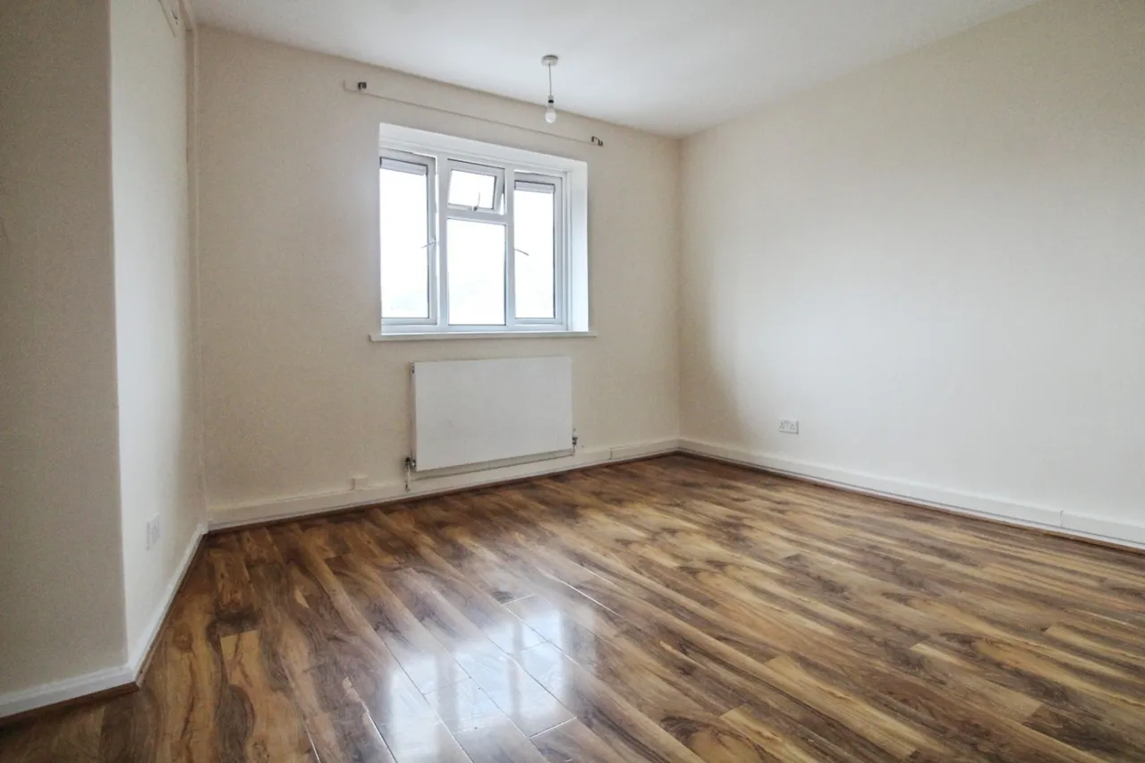 Valence Road, Erith, DA8, photo 11