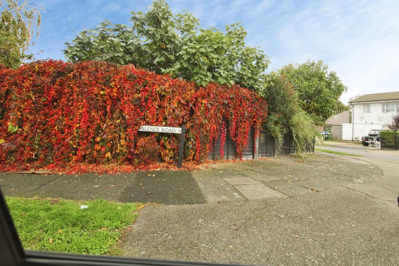 Valence Road, Erith, DA8, photo 8