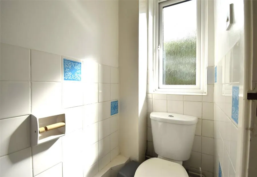 High Road, N20, photo 7