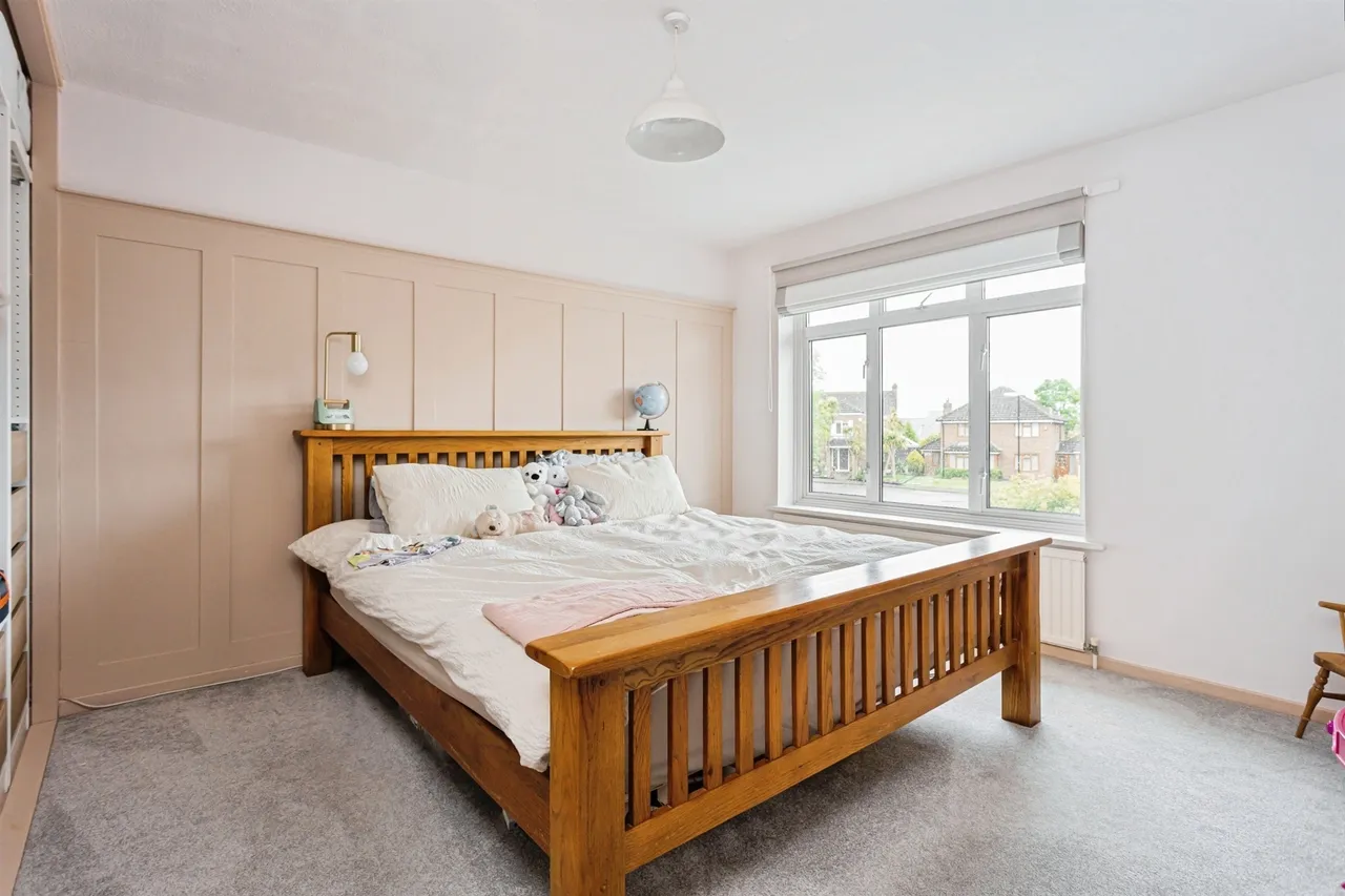 Tindal Close, Burgess Hill, photo 7