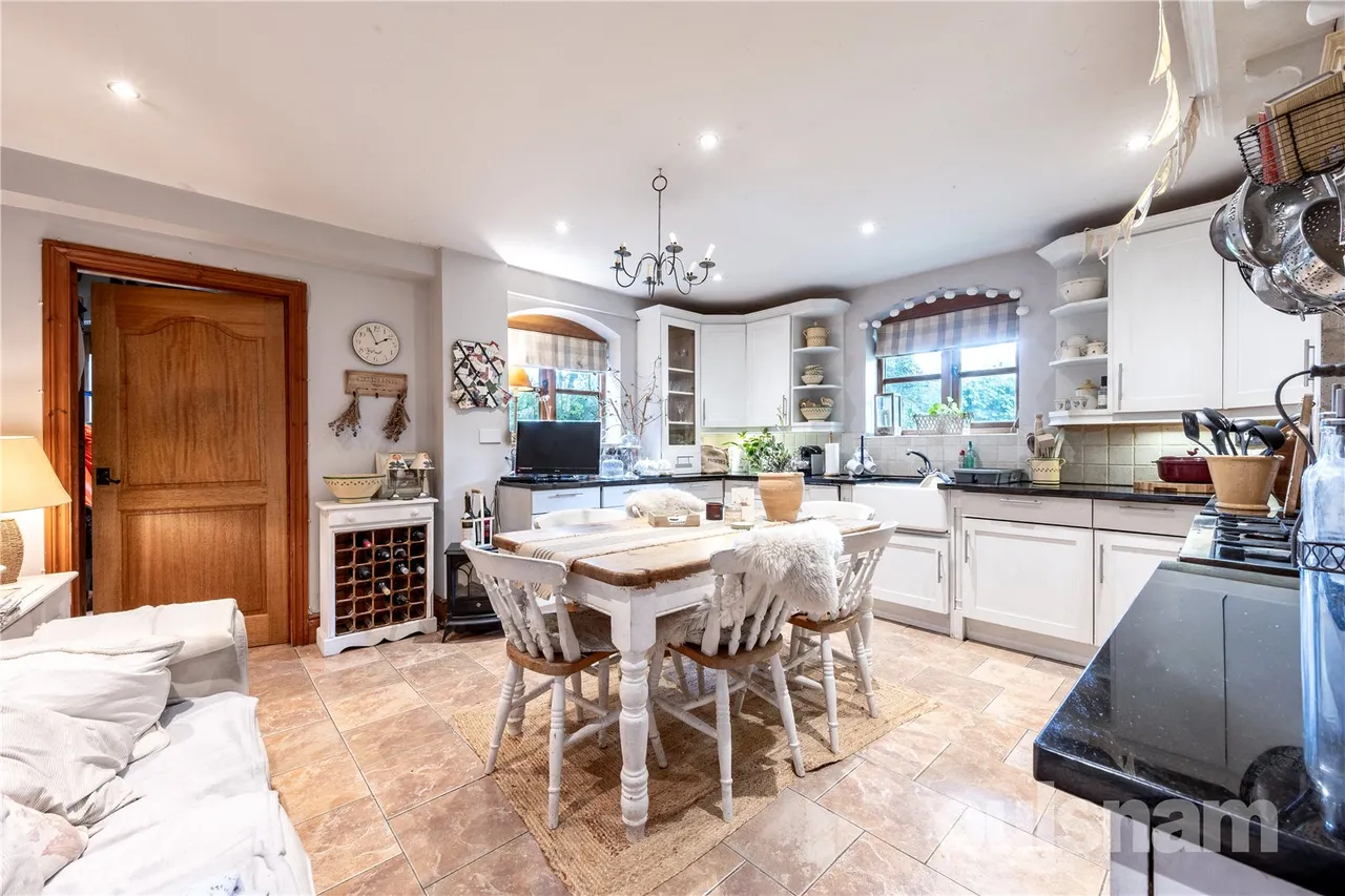 Yew Tree Farm, Brookhouse Road, Blackwell, Worcestershire, B60 1QP, photo 3