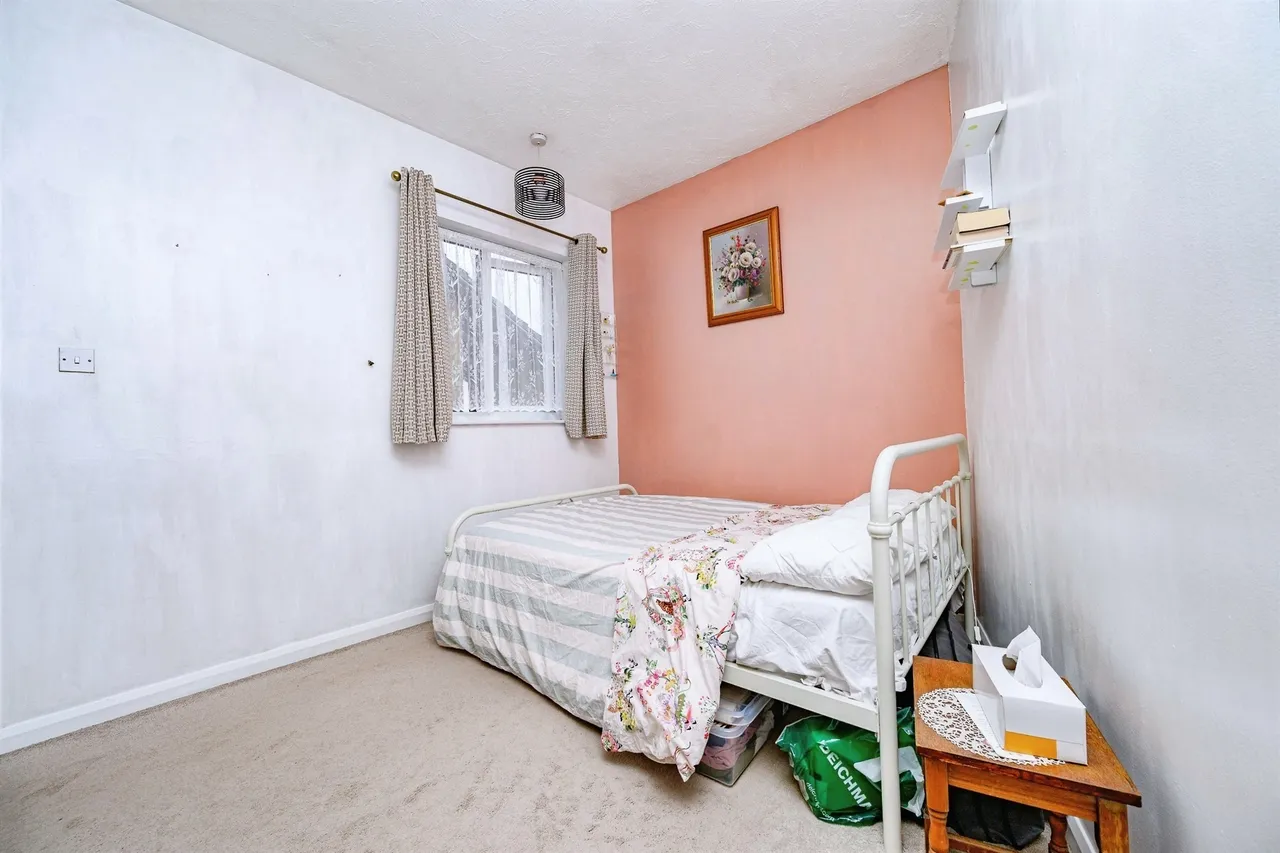 Hancock Drive, Luton, LU2, photo 9