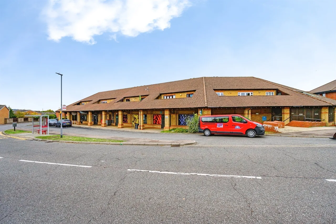 Hancock Drive, Luton, LU2, photo 4