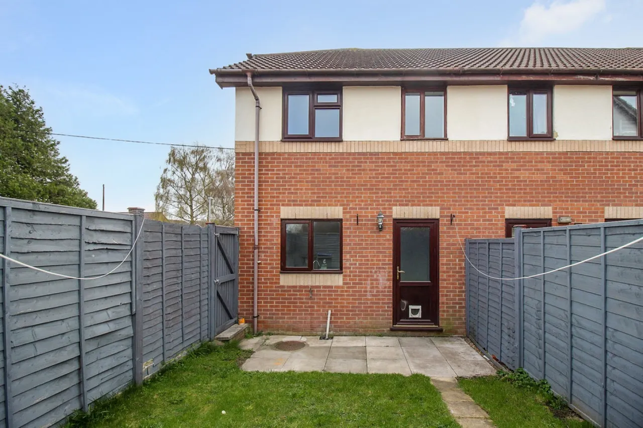 Meadow Close, Westbury, BA13, photo 12