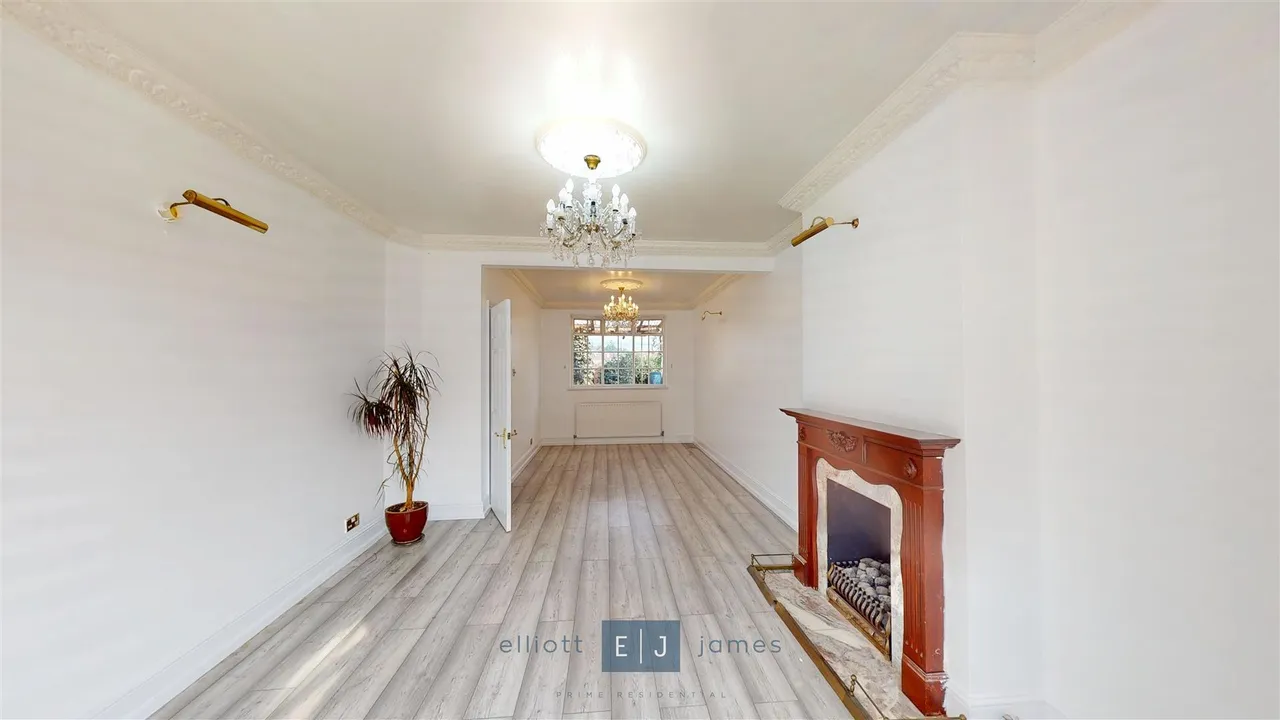 Flanders Road, London, photo 4