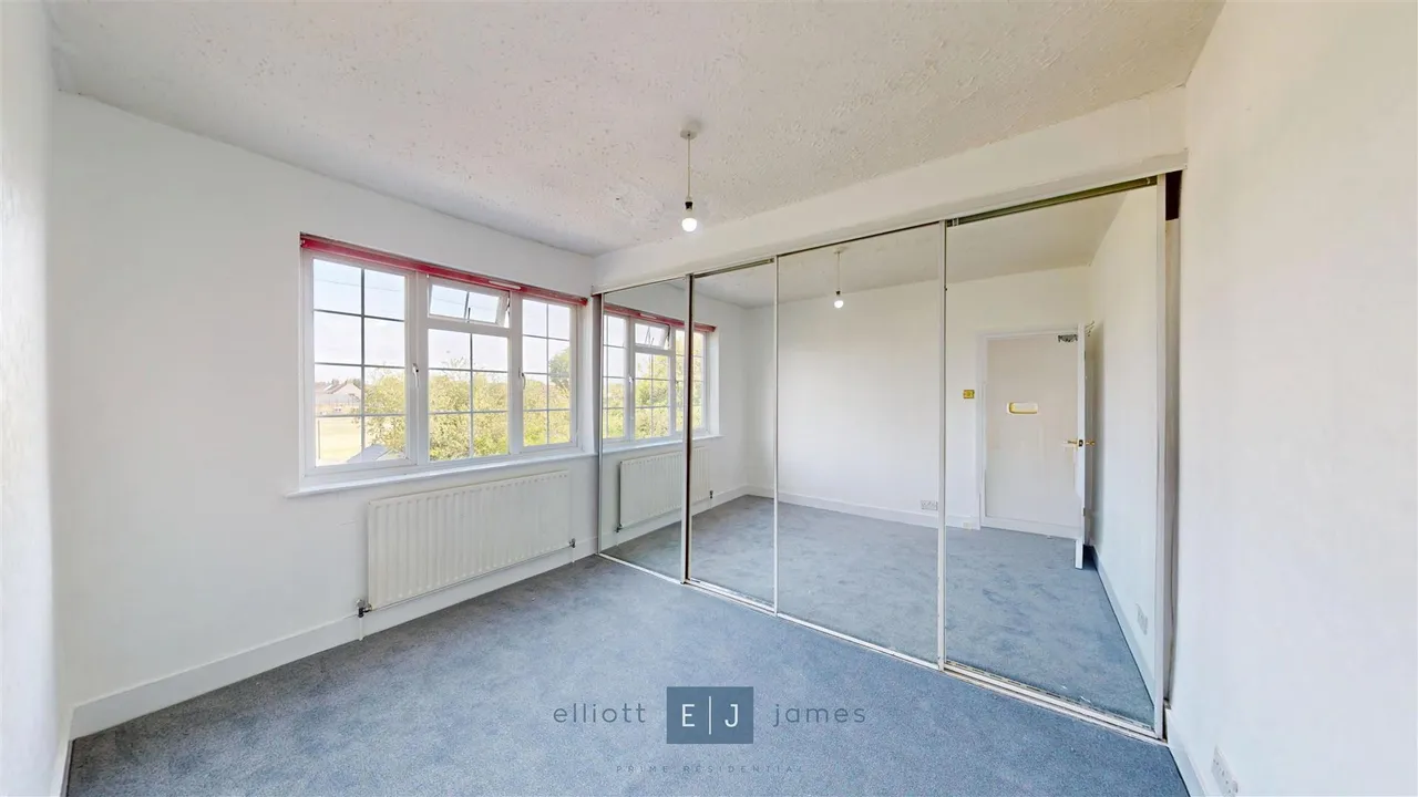 Flanders Road, London, photo 8