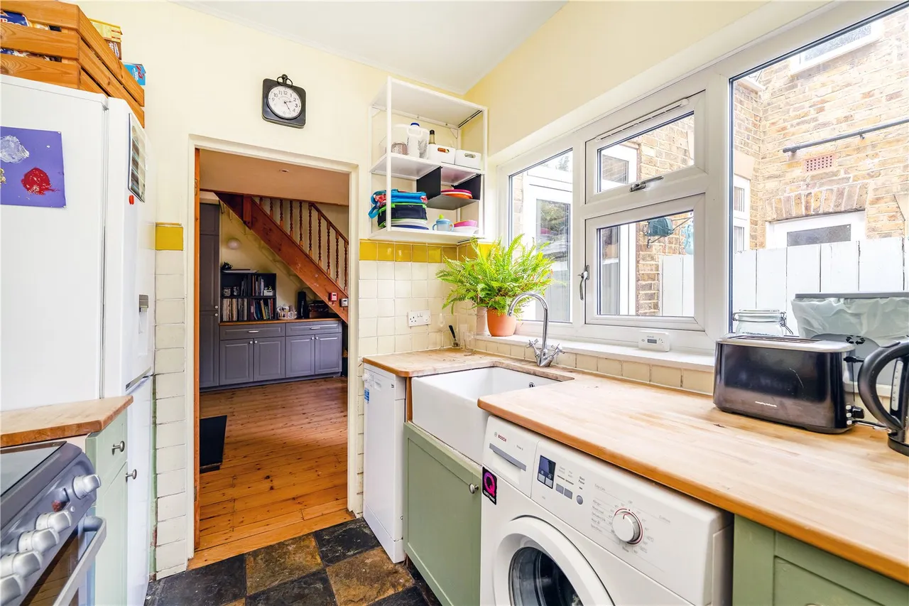 French Street, Lower Sunbury, TW16 5JL, photo 8