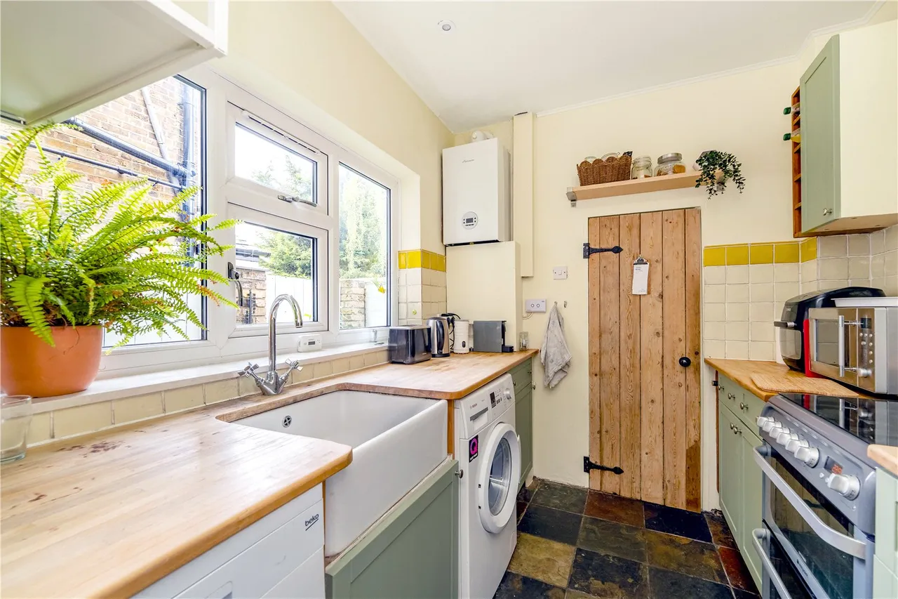 French Street, Lower Sunbury, TW16 5JL, photo 4