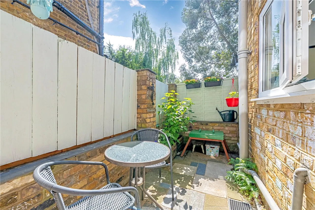 French Street, Lower Sunbury, TW16 5JL, photo 14