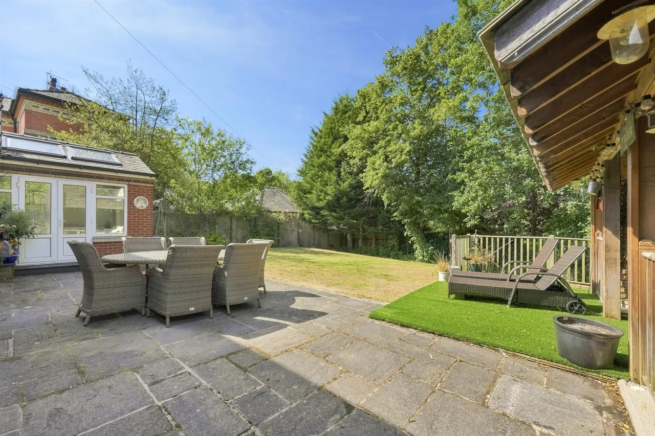 Victoria Road, Macclesfield, photo 27