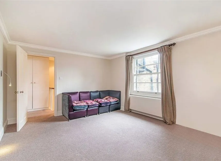 Cumberland Street, London, SW1V, photo 6