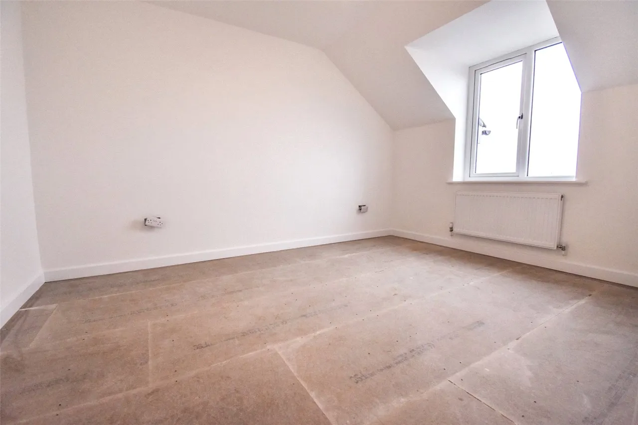 Mount Pleasant Road, Aldershot, Hampshire, GU12 4NL, photo 11