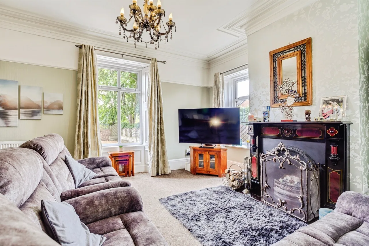 Wesley Street, Ossett, photo 6
