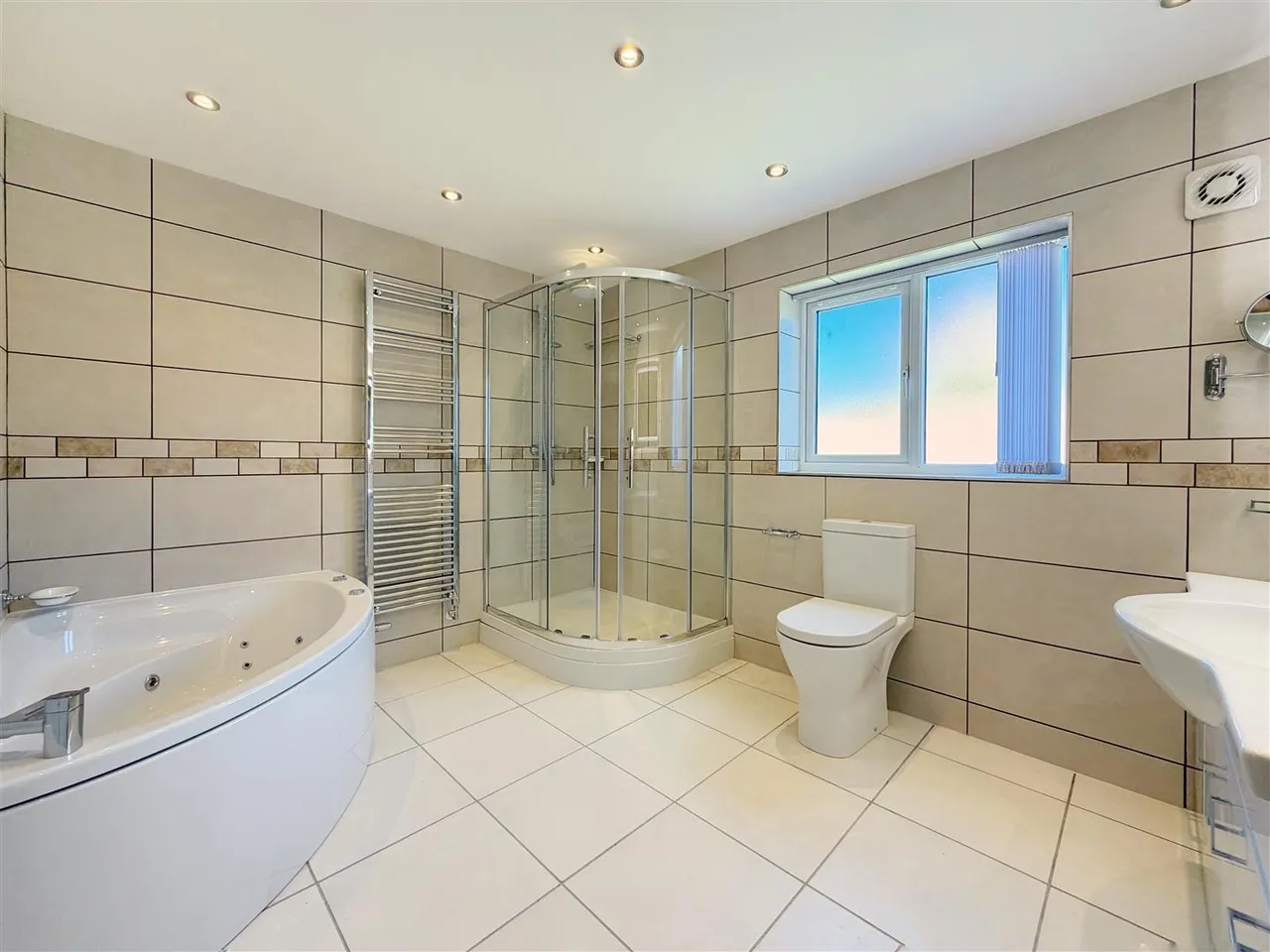 Bawtry Road, Blyth, photo 15
