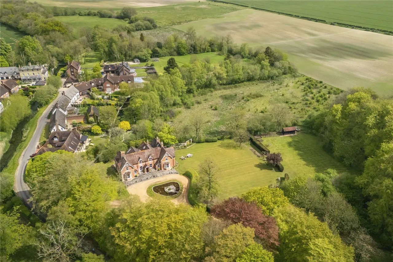 Witchampton, Wimborne, Dorset, BH21 5AY, photo 5