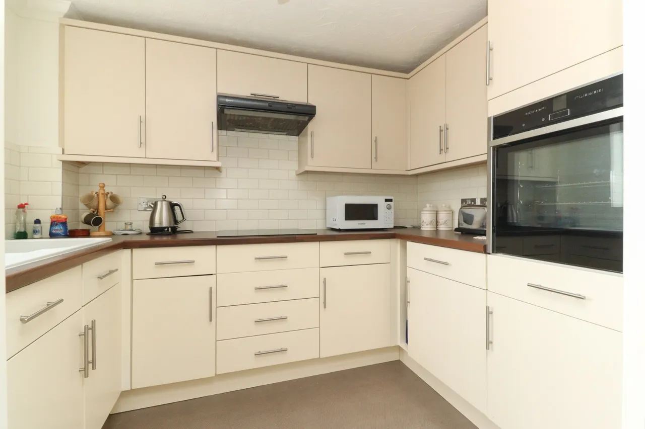 Beach Avenue, Birchington, CT7, photo 2