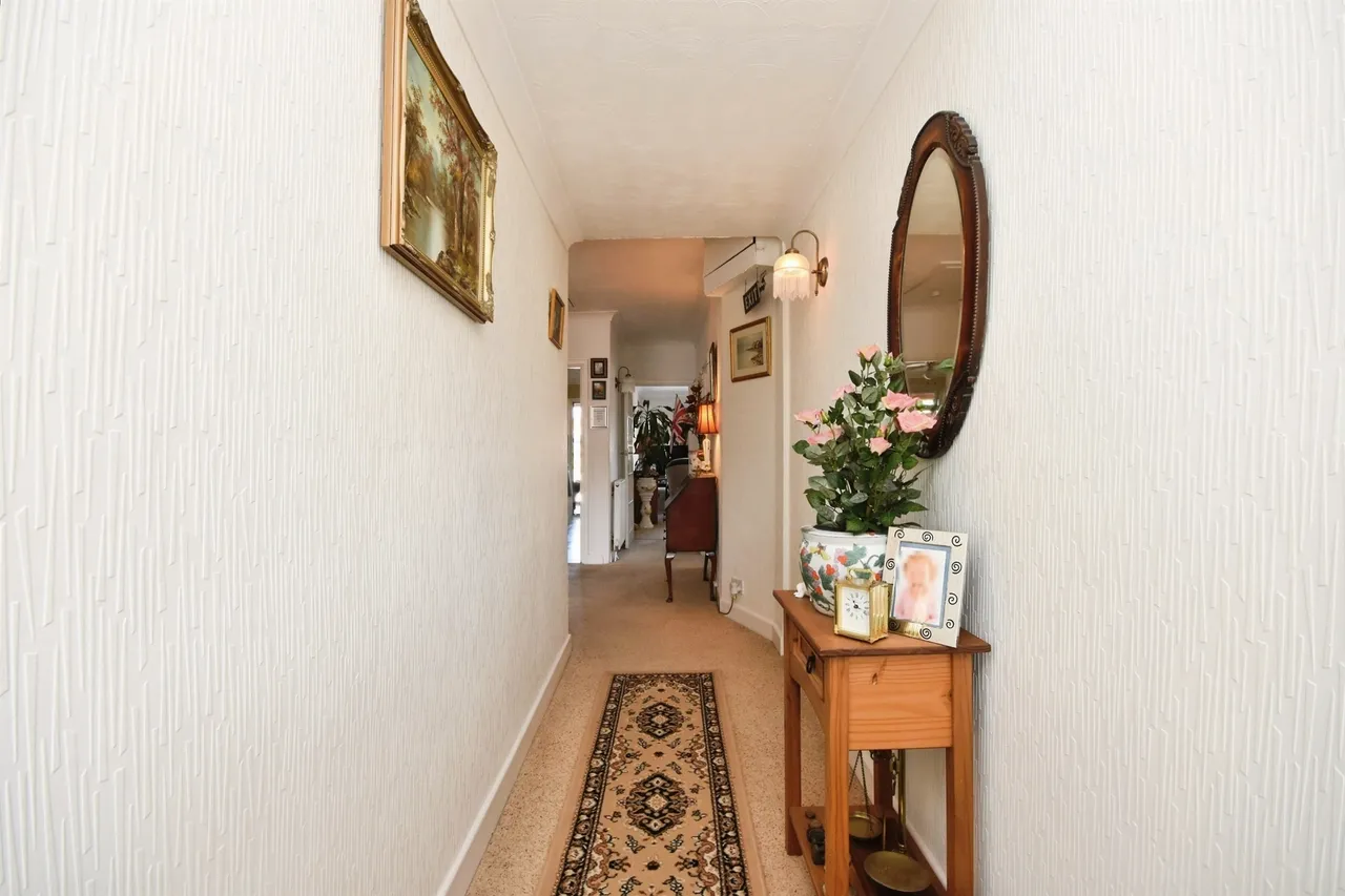 Jubilee Avenue, Broomfield, Chelmsford, photo 9
