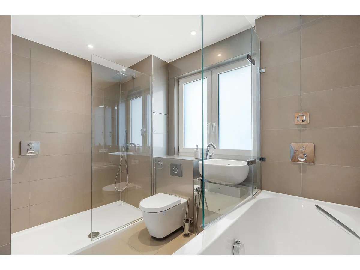 Henry Macaulay Avenue, Kingston Upon Thames, KT2, photo 9