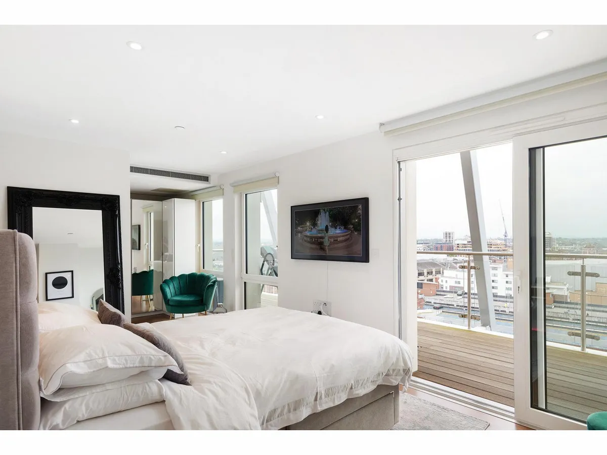 Henry Macaulay Avenue, Kingston Upon Thames, KT2, photo 8