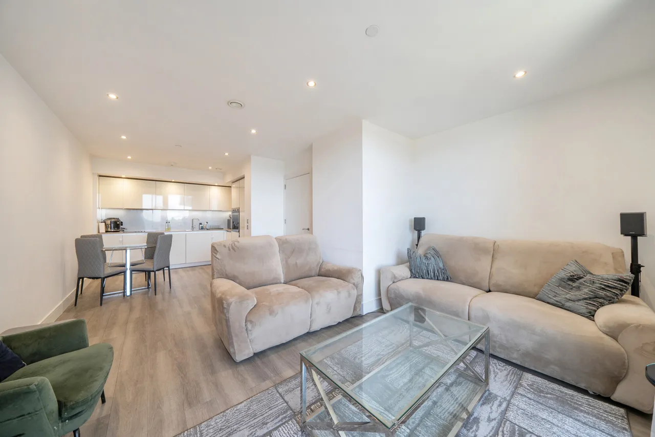 Garnet Place, West Drayton, UB7, photo 2