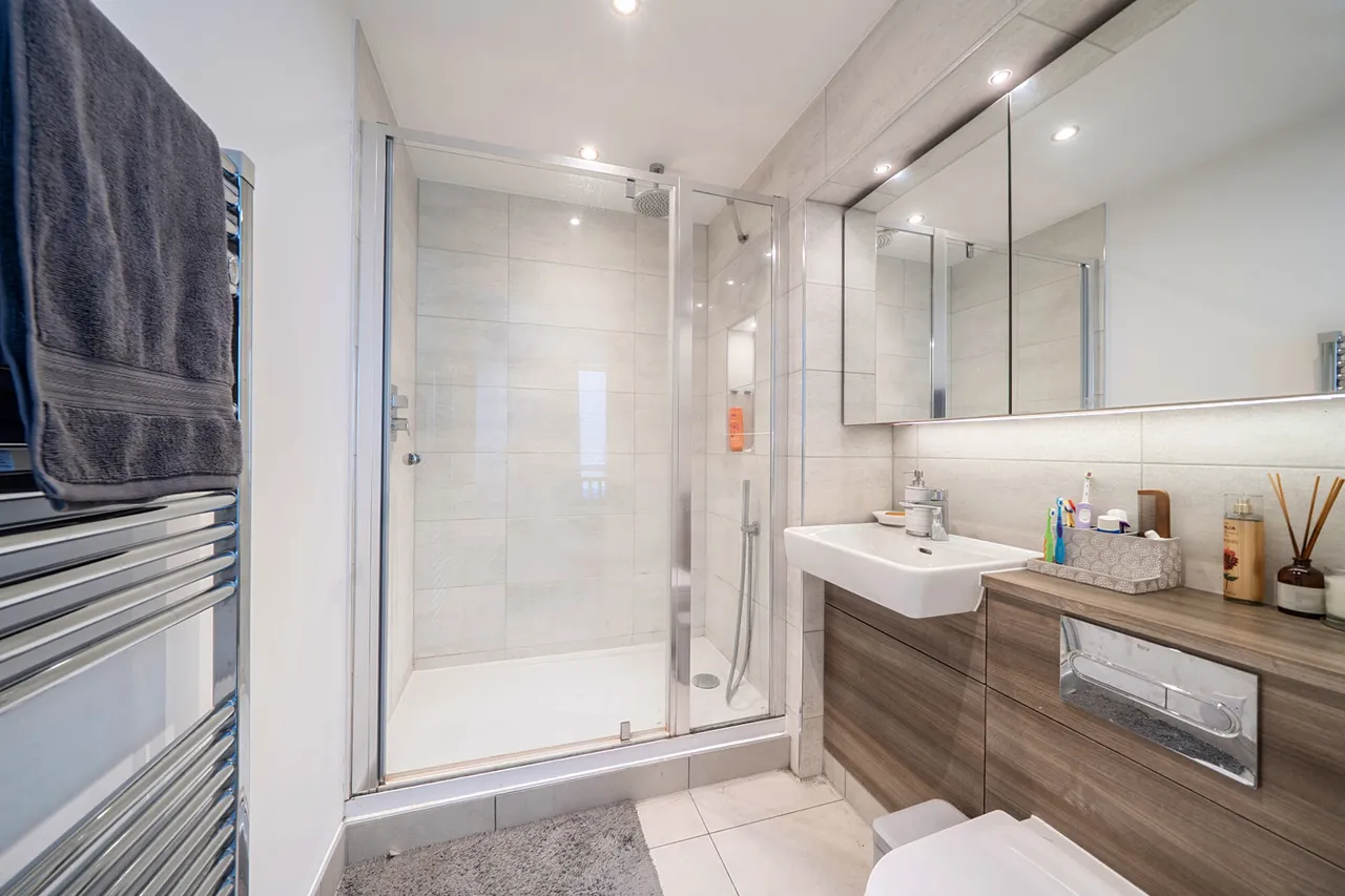 Garnet Place, West Drayton, UB7, photo 13