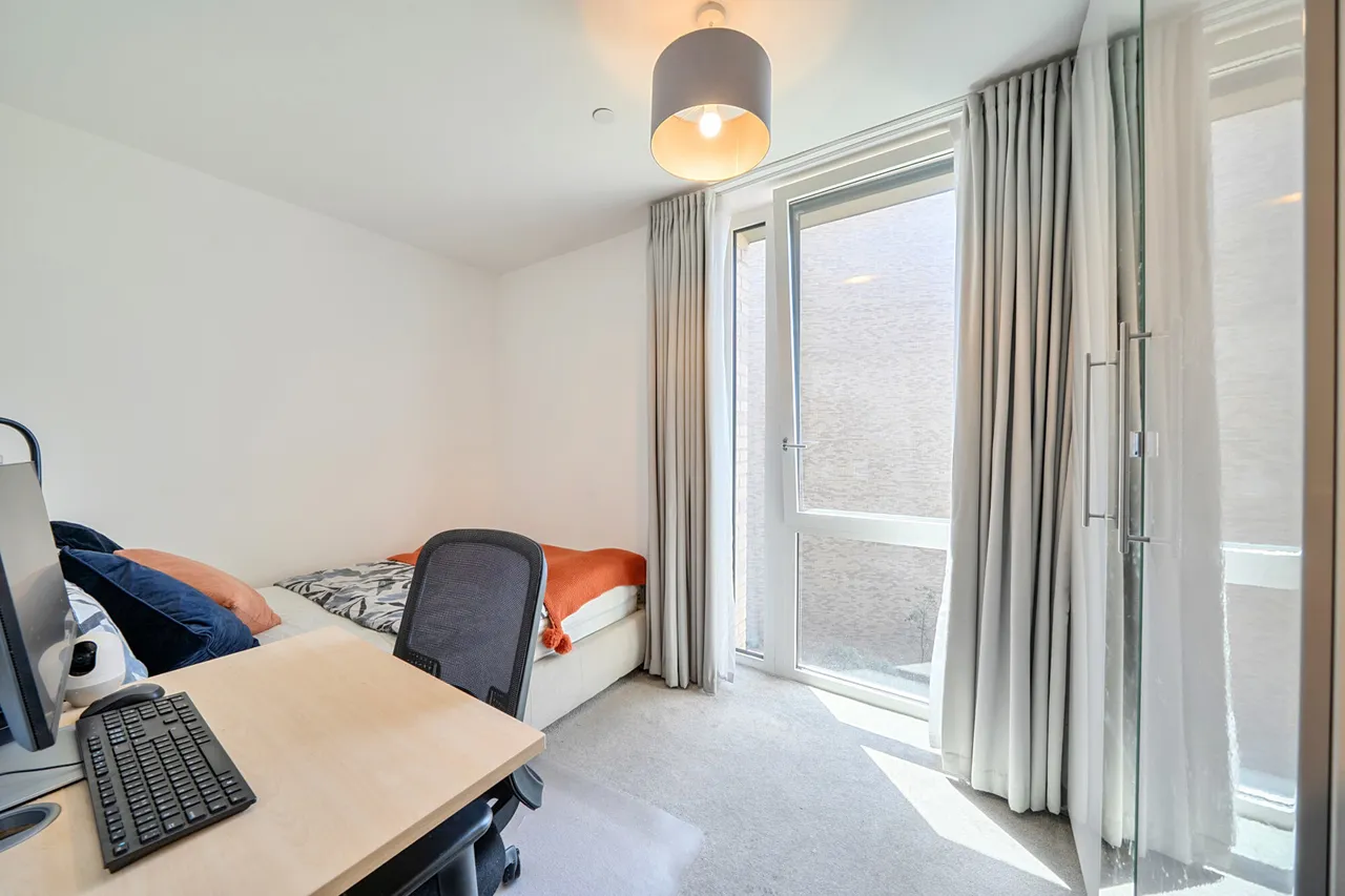 Garnet Place, West Drayton, UB7, photo 6
