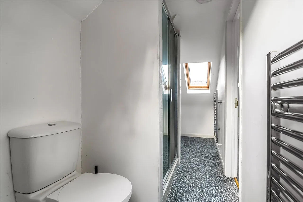 The Paddock, Westcott, RH4, photo 15