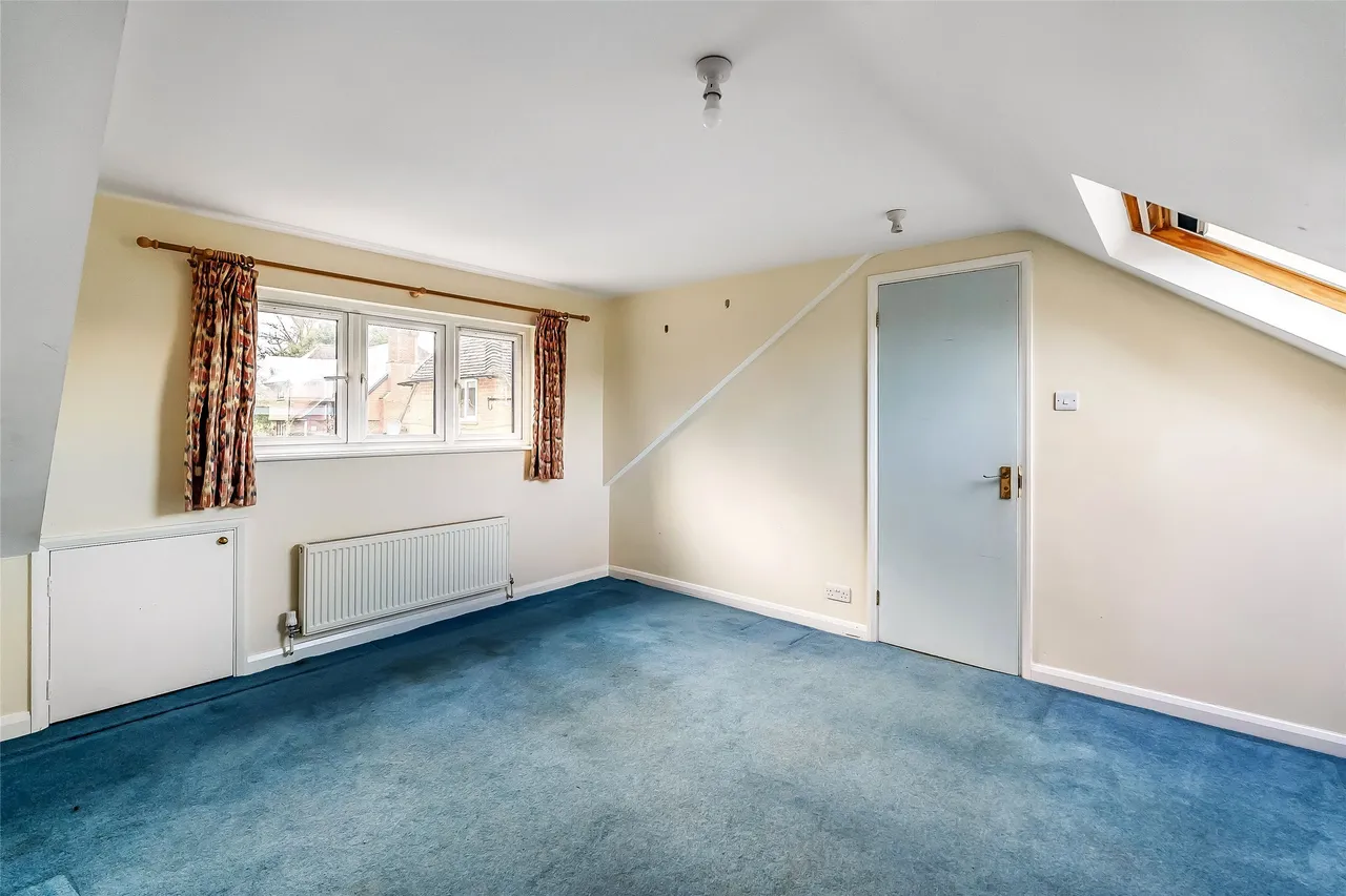 The Paddock, Westcott, RH4, photo 14