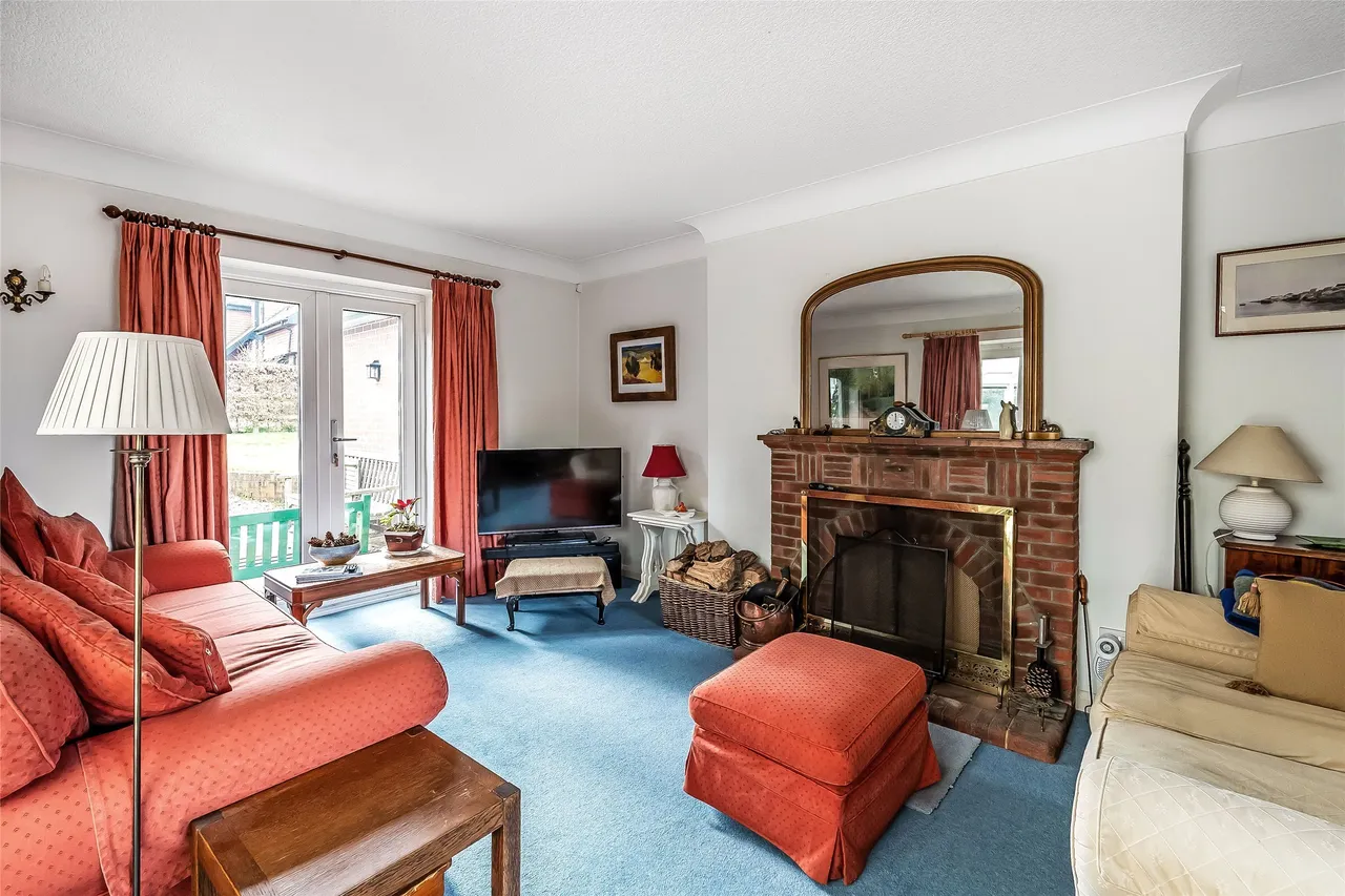 The Paddock, Westcott, RH4, photo 11