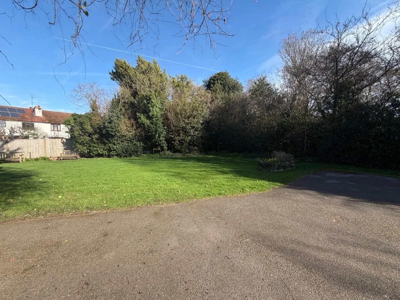 Limes Road, Surrey Egham, TW20, photo 8