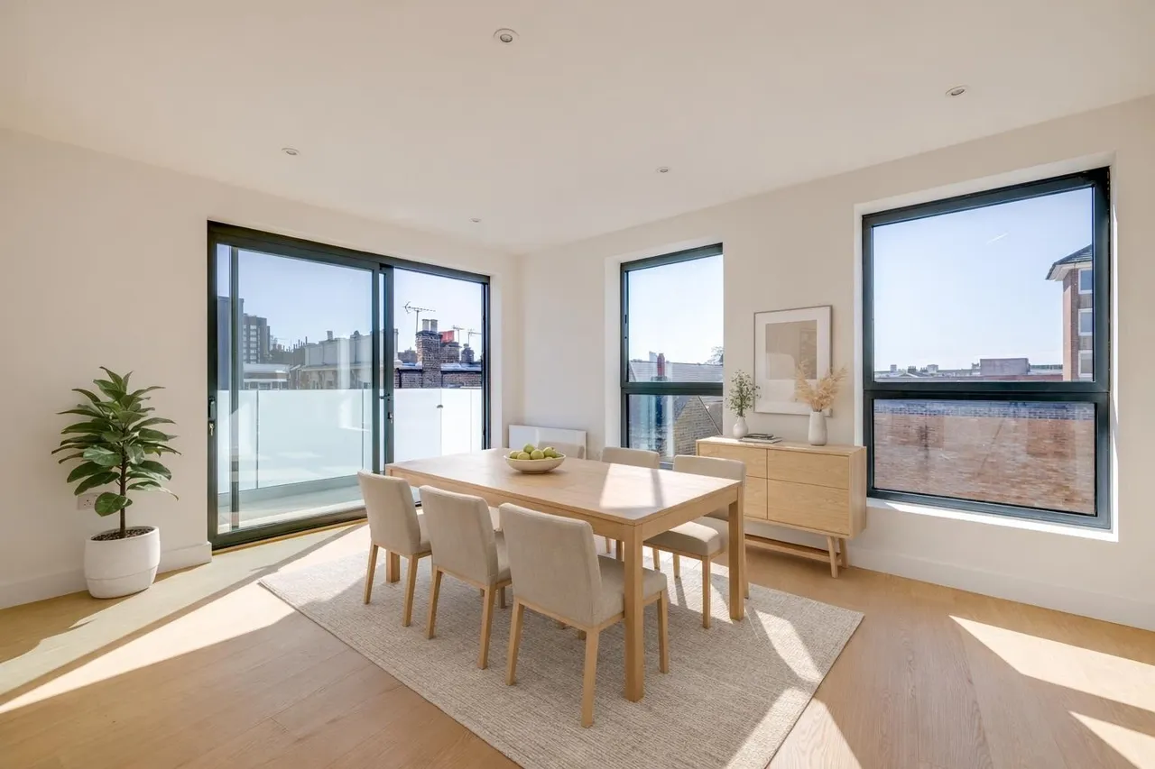 1 bed flat for sale, Lillie Road, Fulham, SW6