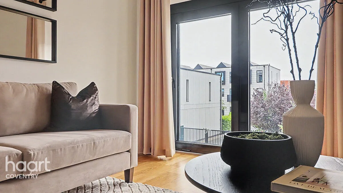 South Loop Green, Birmingham, B16, photo 12