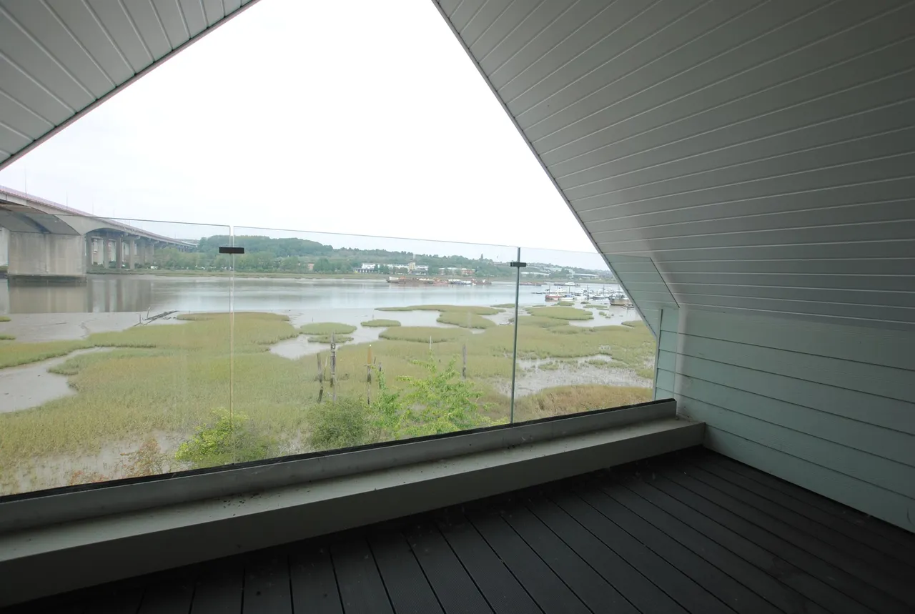 Safety Bay Close, Rochester, Kent, ME1 3FA, photo 5