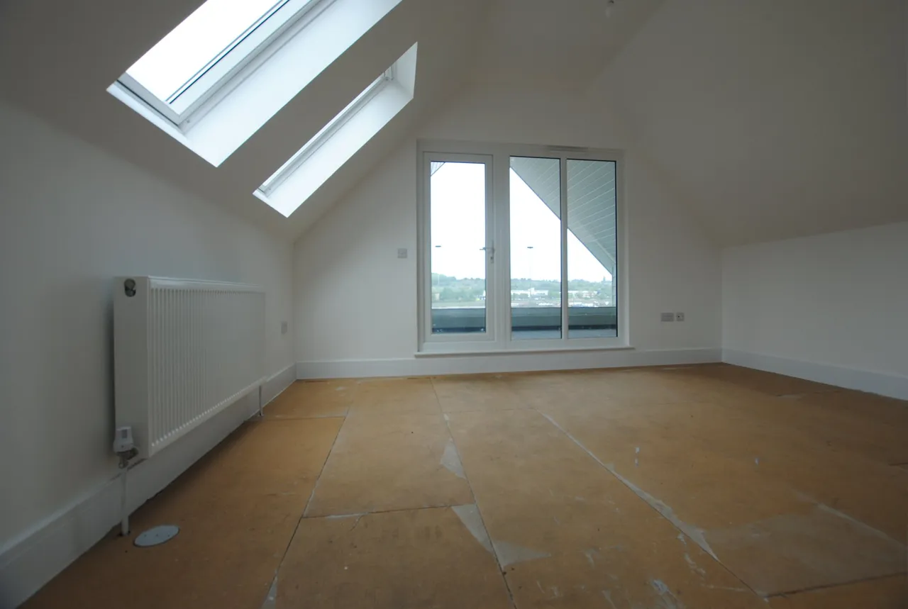 Safety Bay Close, Rochester, Kent, ME1 3FA, photo 4