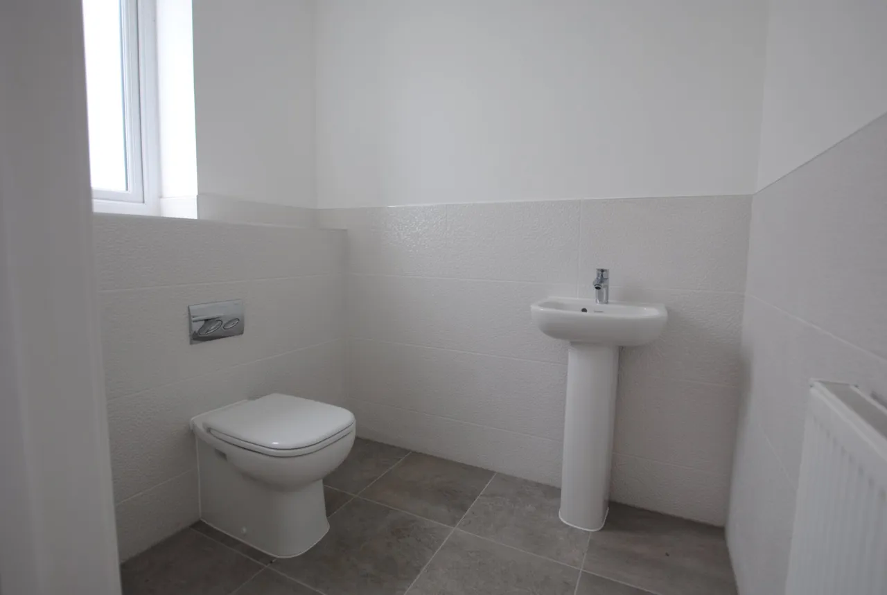 Safety Bay Close, Rochester, Kent, ME1 3FA, photo 17