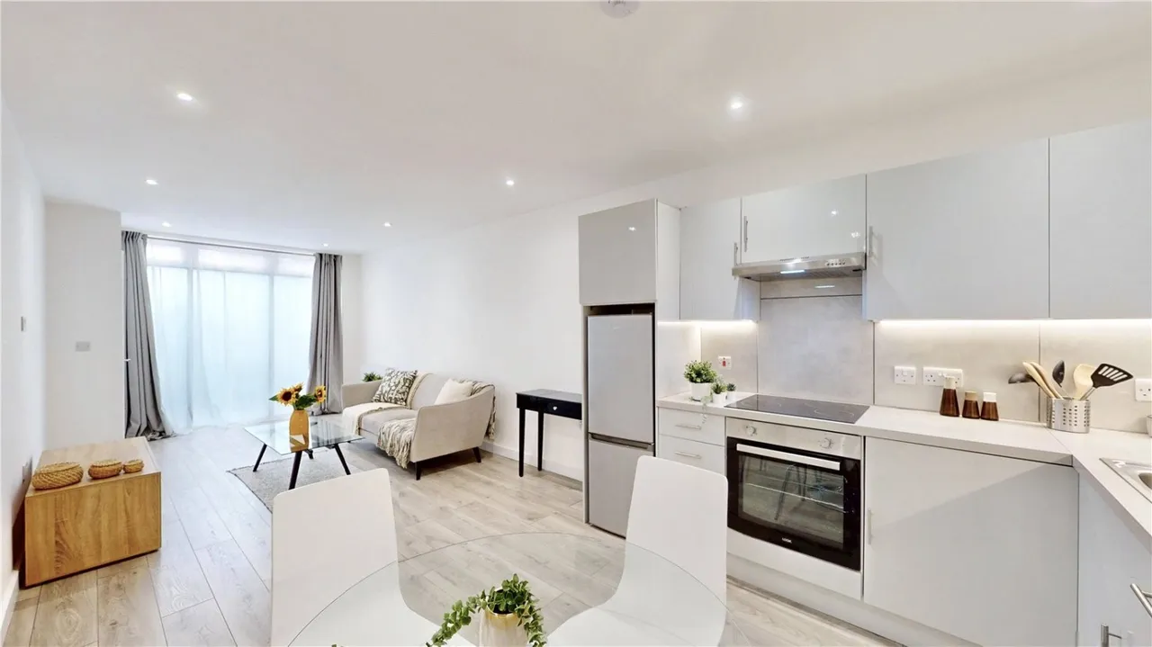 1 bed flat for sale, Palmers Road, London, E2
