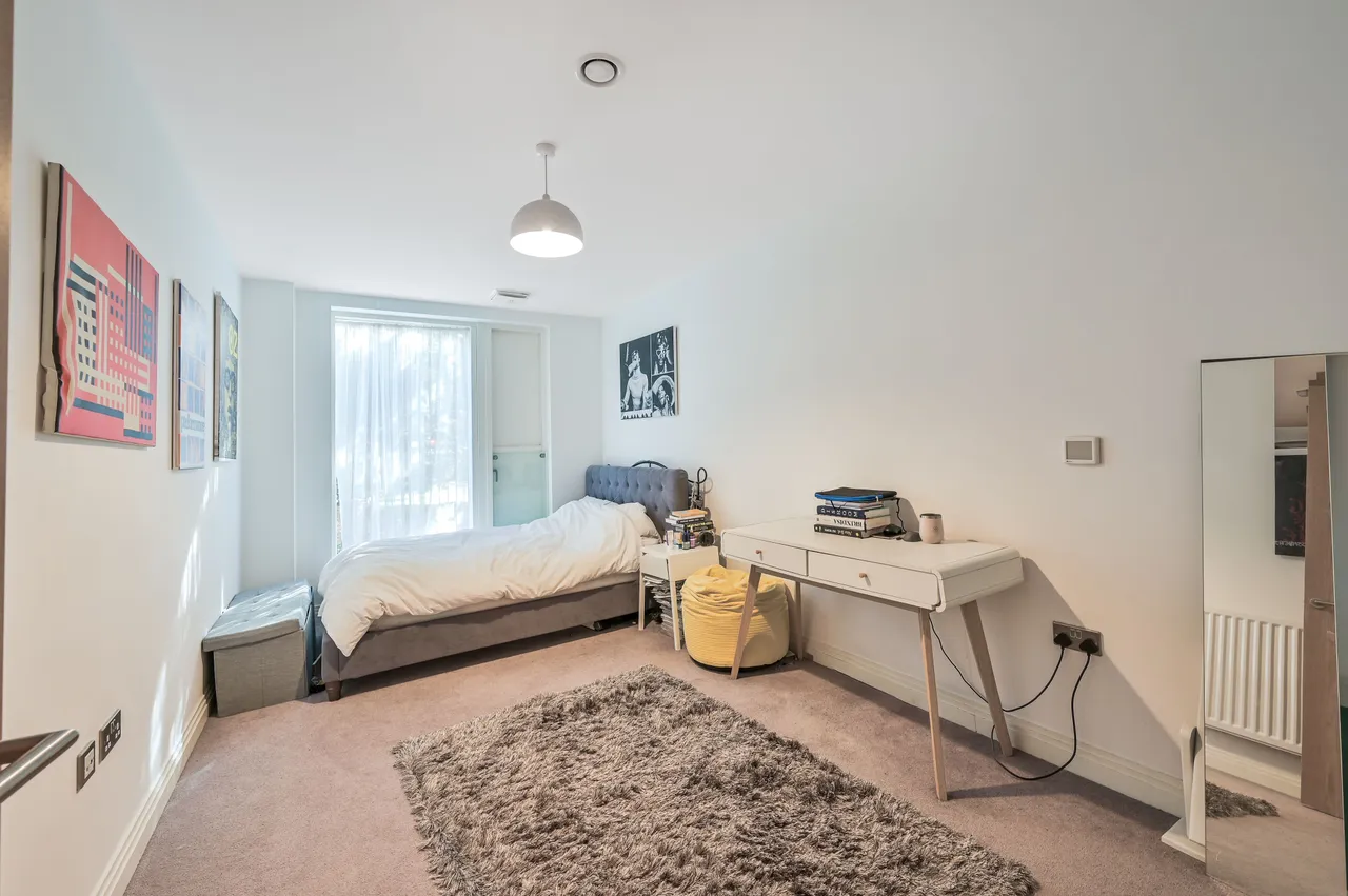Flat 4, Highbrook House, London, photo 5